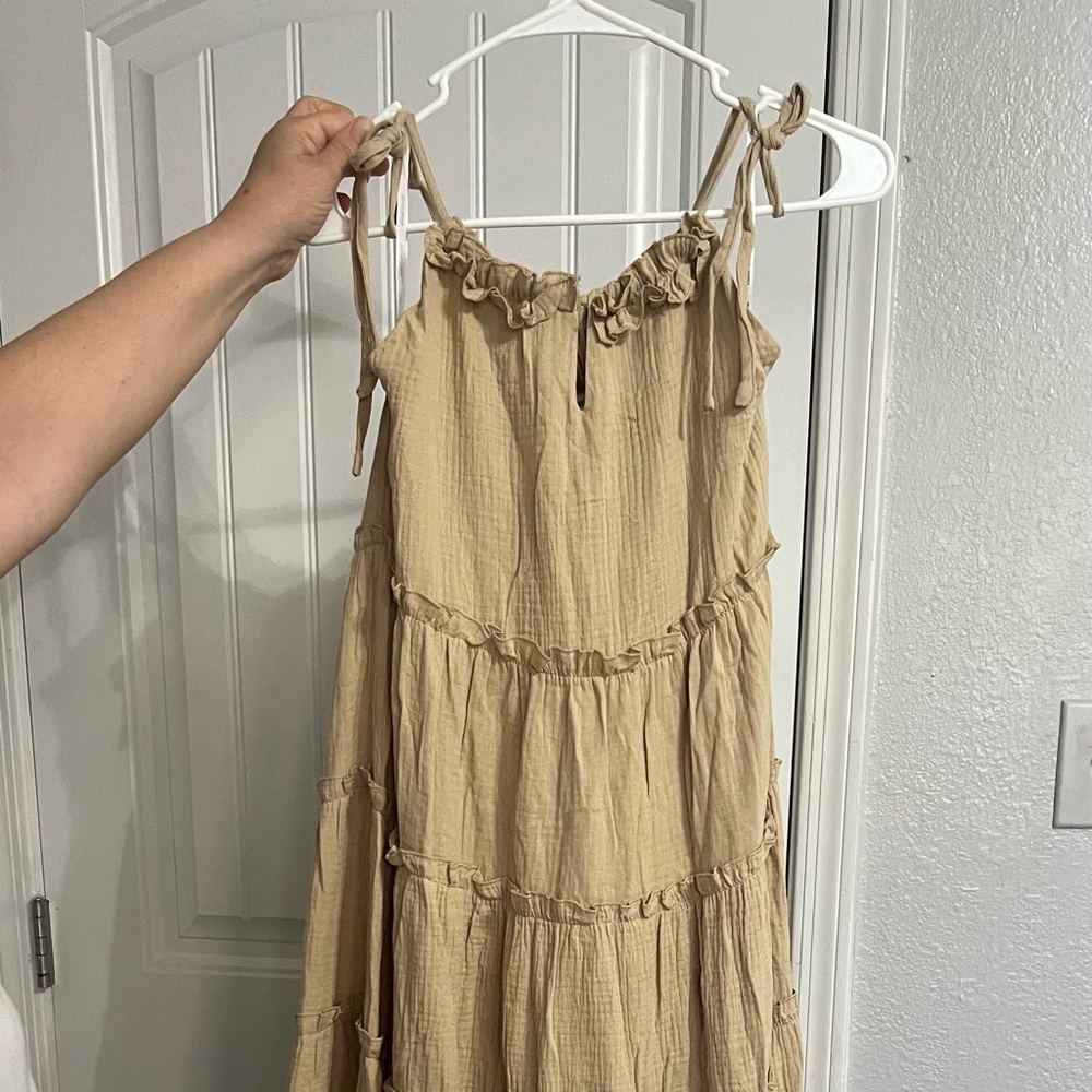Charlie Holiday. Size 4.